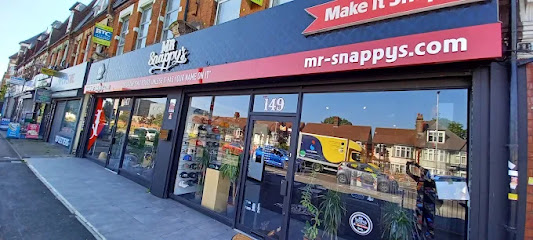 Mr Snappy's Custom Caps, London