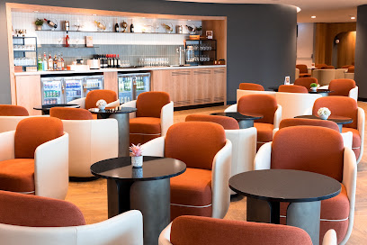 Plaza Premium Lounge, London