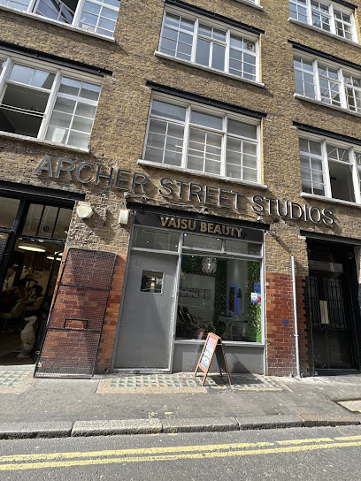 Vaisu Beauty Threading and Waxing, London