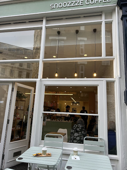 Snoozzze Coffee, London
