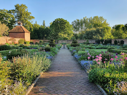 Walled Garden, London