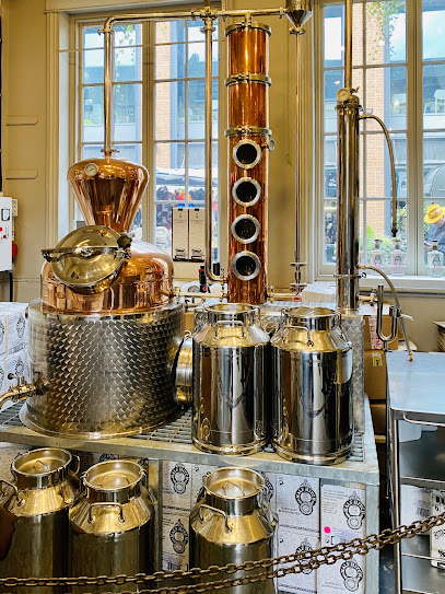 HALF HITCH Gin Micro-Distillery & Gin Store, London