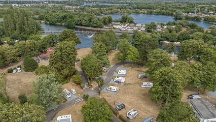 Chertsey Camping and Caravanning Club Site, London