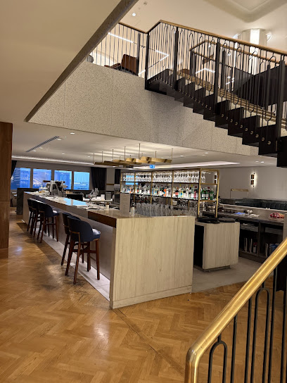 Qantas International Lounge London Heathrow