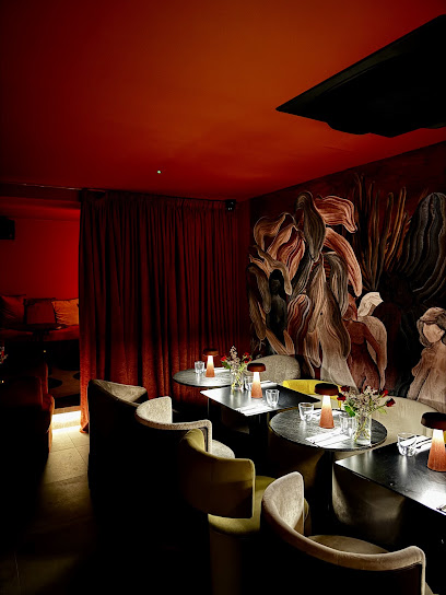 Bantof, London
