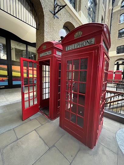 Hay's Galleria, London